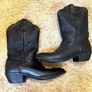 Roadwolf cowboy boots. Black, size 6 1/2 womens.